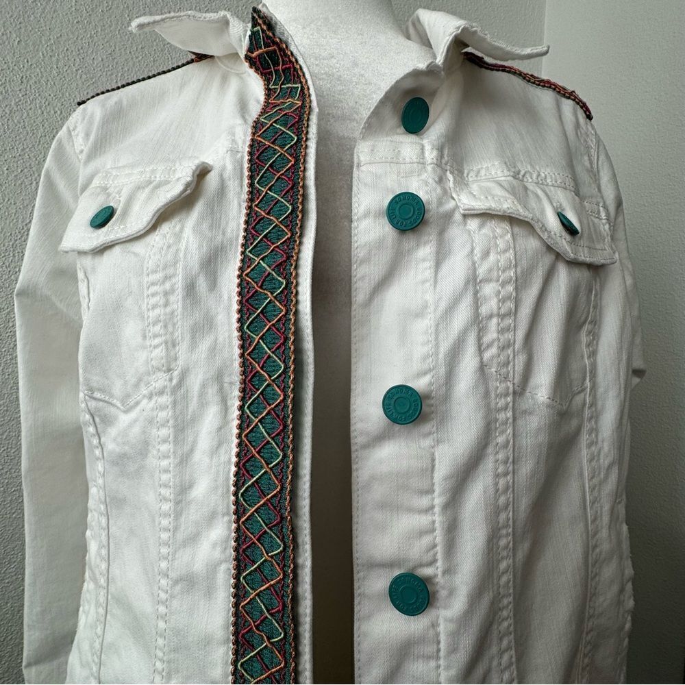 White Denim Jacket Custom Floral Design Painted Back SZ L - Picture 4 of 15